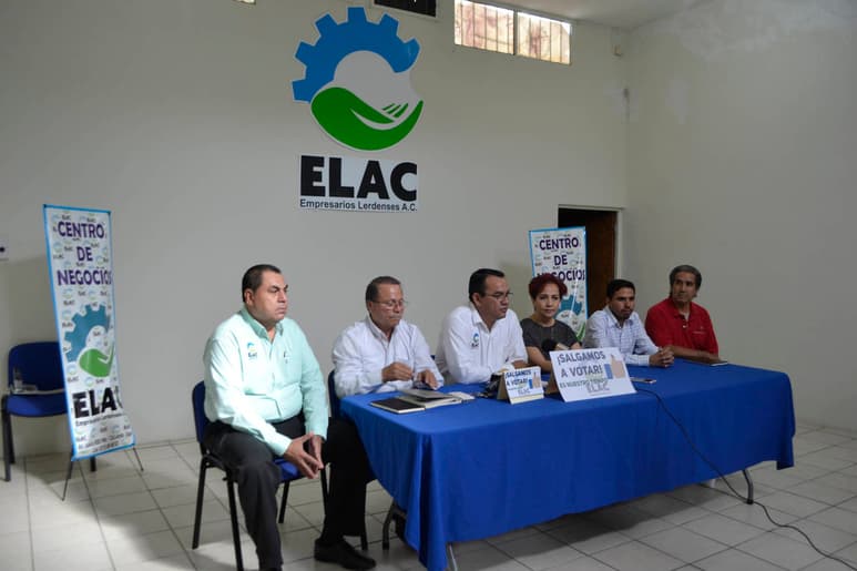 Campaña. Empresarios de Lerdo promueven la participación con el voto en coordinación con la ULSA Laguna. (EL SIGLO DE TORREÓN)