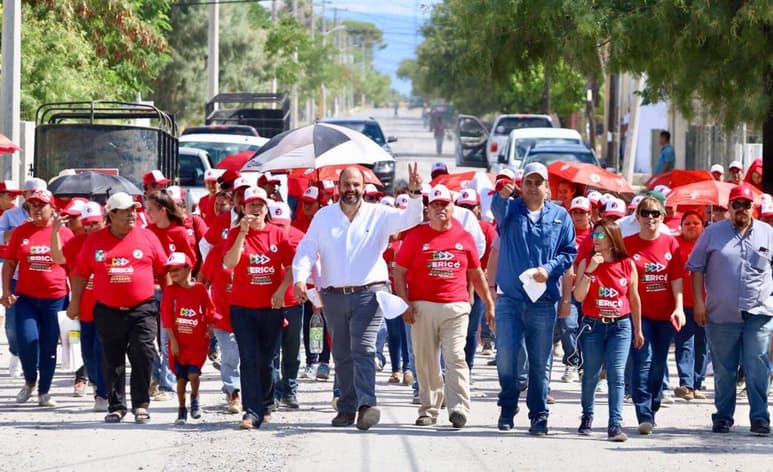 Campaña. Jericó Abramo Masso hizo un recorrido por las calles de Monclova y ejido Primero de Mayo.