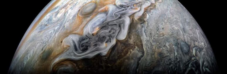 La nave espacial Juno propiedad de la NASA logro tomar una fotografía donde se puede apreciar la intensidad de los chorros y vórtices que tiene el cinturón templado en el norte. (NASA)