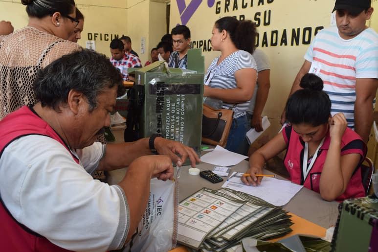 Conteo. En los tres municipios se hizo un conteo de votos, que no modificó el resultado. (EL SIGLO DE TORREÓN/MARY VÁZQUEZ)
