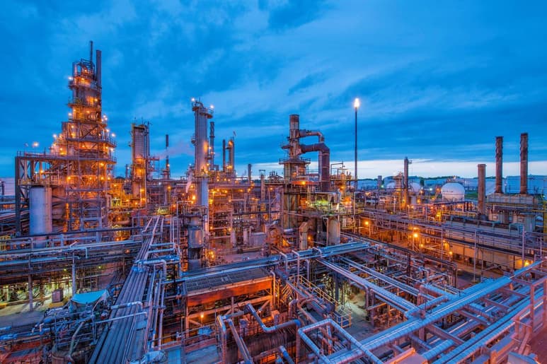Refinerías. Reconoce CNH que hacen falta más refinerías en el país, aunque no sabe cuántas son necesarias. (ARCHIVO)