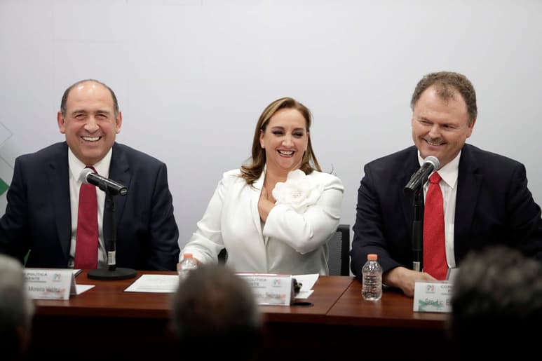 Exactamente un mes después de haber asumido el cargo, el exgobernador de Coahuila Rubén Moreira renunció a la secretaría general del Comité Ejecutivo Nacional del oficialista Partido Revolucionario Institucional (PRI). (EL UNIVERSAL)