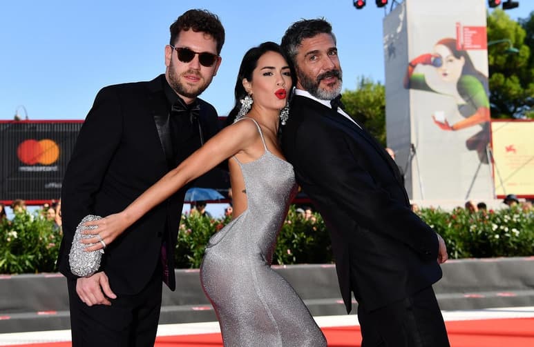 Festival. El director de cine argentino Gonzalo Tobal y los actores Lali Esposito y Leonardo Sbaraglia a su llegada al estreno de la película Acusada.