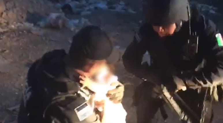 El hallazgo ocurrió a la altura del kilómetro 243, cerca del municipio de Santa Catarina, tras 5 días de su desaparición, cuando un grupo de la Policía Federal se encontraba realizando un patrullaje en la zona. (ESPECIAL)