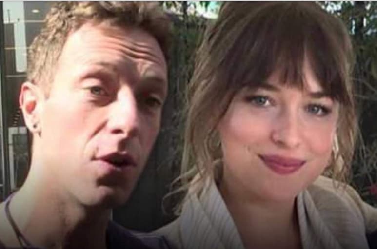 Embarazo. La actriz de Cincuenta sombras de Grey mantiene una relación de más de un año con el vocalista de Coldplay. (ESPECIAL)