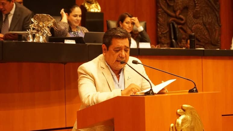 En la Gaceta Parlamentaria se publicó el punto de acuerdo donde se señala que el pasado 17 de septiembre, la Junta de Gobierno del INEGI autorizó un incremento salarial a los servidores públicos de dicho órgano autónomo para el ejercicio fiscal de 2018. (ARCHIVO)