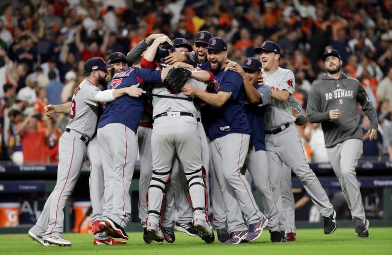 Los Medias Rojas esperan a su rival entre Los Ángeles Dodgers y los Cerveceros de Milwaukee. (AP)