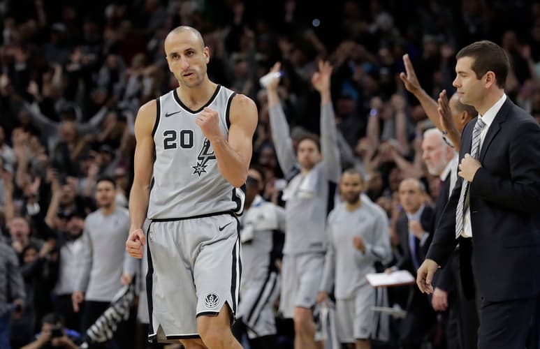 El argentino Manu Ginóbili hizo historia con los Spurs de San Antonio.