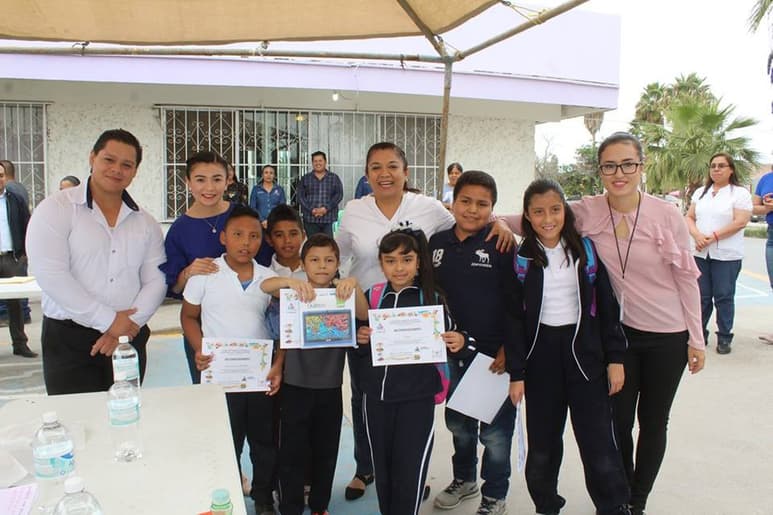 Prevención. Mediante los dibujos se busca educar a los estudiantes sobre la prevención del cáncer. (EL SIGLO DE TORREÓN)