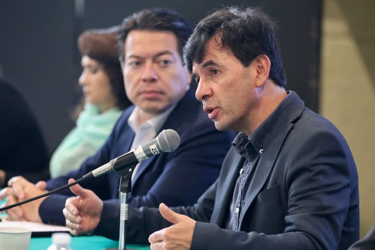 El vocero de Andrés Manuel López Obrador, Jesús Ramírez Cuevas, presentará hoy viernes los logotipos del nuevo gobierno que tienen las imágenes de personajes históricos y ex presidentes de México. (ARCHIVO)