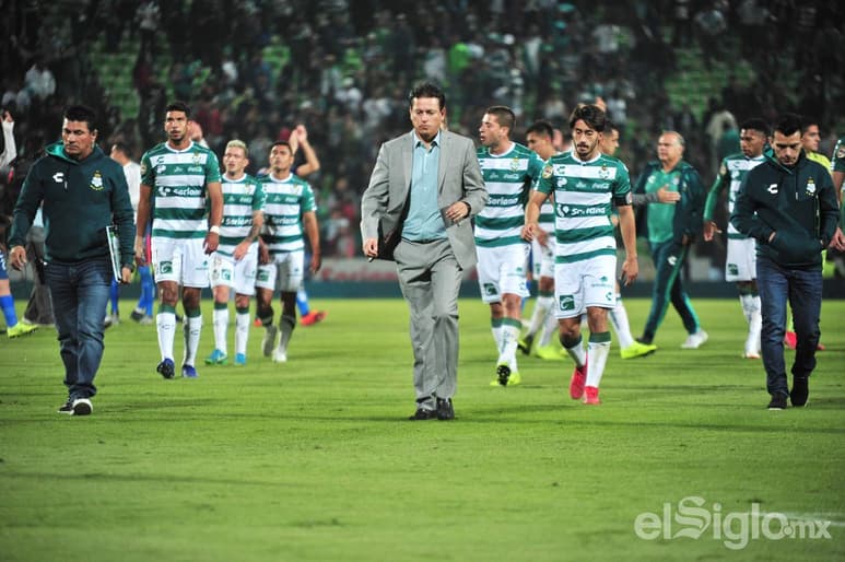 Santos Laguna fue incapaz de meterle gol a los Rayados y se despidió del Apertura 2018 perdiendo el invicto en el Estadio Corona. (RAMÓN SOTOMAYOR)