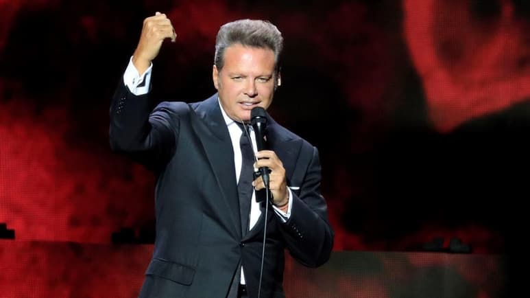 Destacado. La plataforma Spotify anunció que la popularidad del cantante 200 por ciento, debido al estreno de su serie. (ARCHIVO)