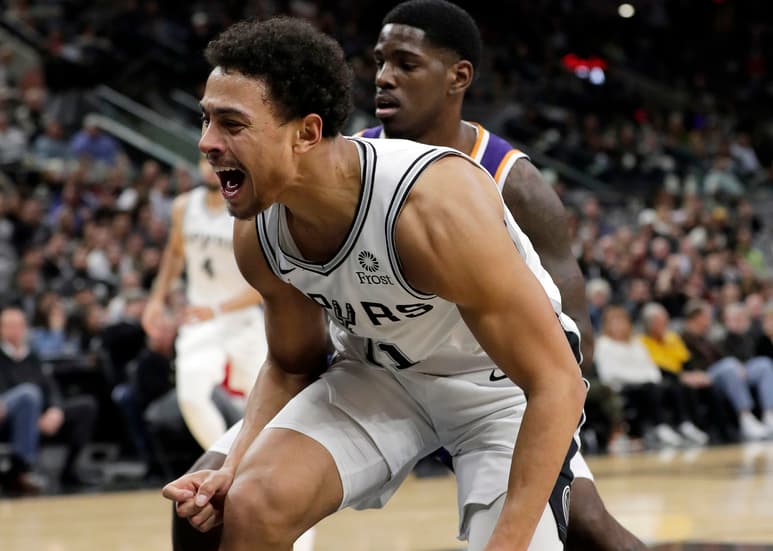 Bryn Forbes anotó 24 puntos en la victoria ante Soles.