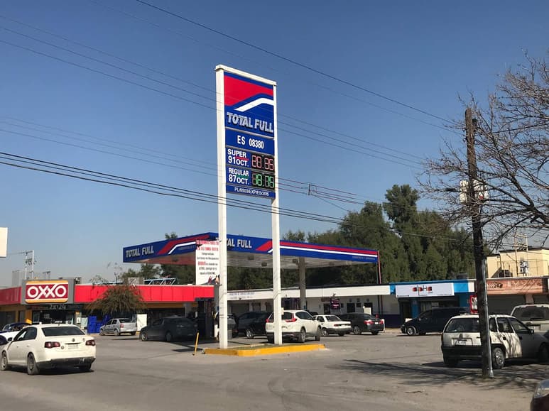 El precio de la gasolina ha bajado, pero con la apertura de la frontera a la importación de este producto bajará mas, espera la iniciativa privada.