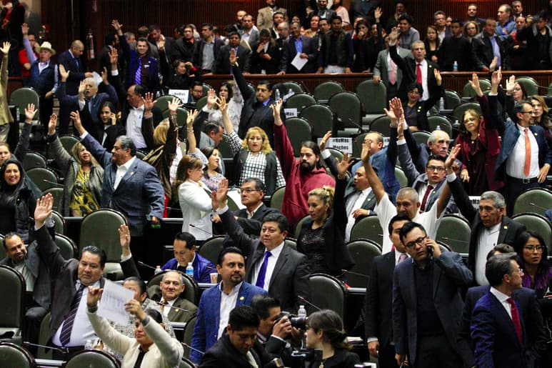 Votación. La Cámara de Diputados aprobó en lo general, con 295 votos a favor y 179 en contra el proyecto de Ley de Ingresos. (NOTIMEX)