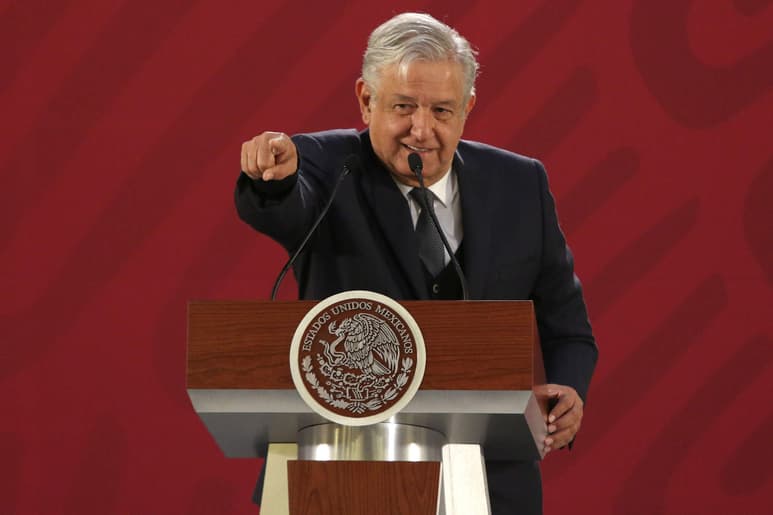 El presidente de la República ahondó que potenciar las hidroeléctricas significará bajar -en mediano plazo- el precio de la luz al consumidor. (EL UNIVERSAL)