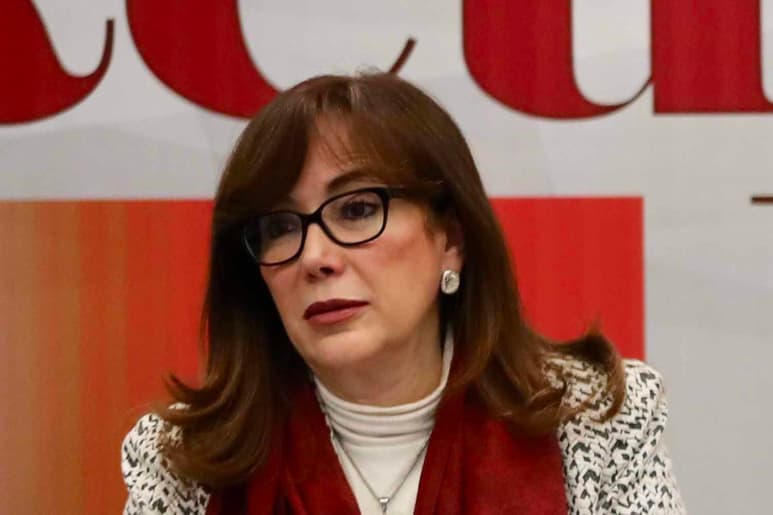 'Que Tatiana se informe', dice Yeidckol Polevnsky. (ARCHIVO)