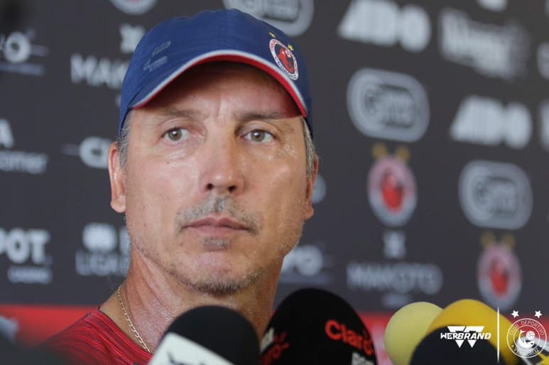 Reconoció también que los fichajes llegarán cuanto antes para empezar con la adaptación, pero sabe que las contrataciones suelen ser complicadas. (Especial)