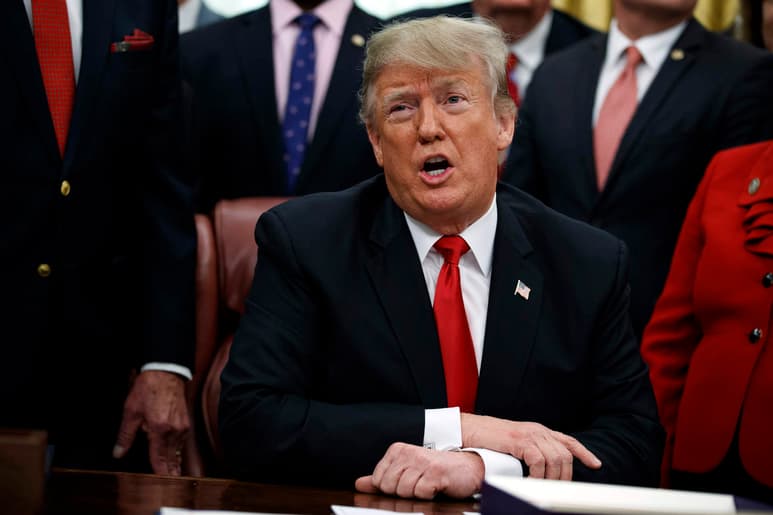 Acusó a éste de tener una visión corta respecto a las relaciones de Estados Unidos con sus aliados. (AP)