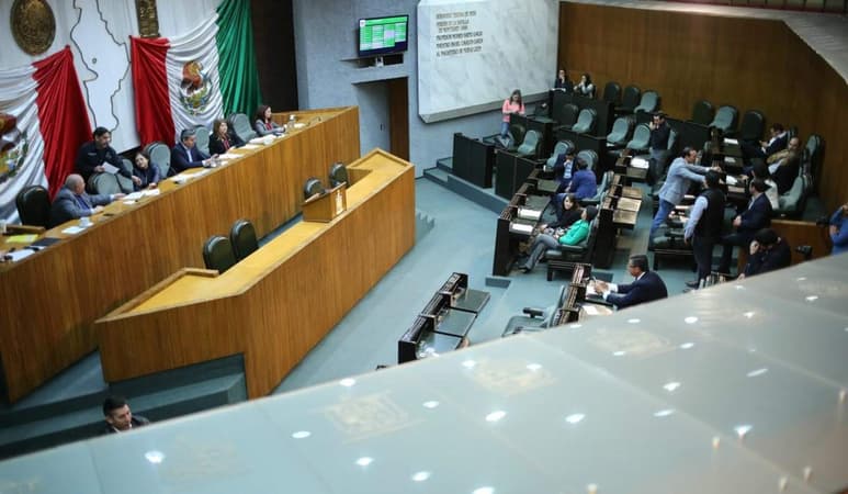 El Congreso del Estado de Nuevo León aprobó por mayoría la Ley que crea el Colegio de Bachilleres Militarizado 'General Mariano Escobedo', que tiene por objeto impartir e impulsar la educación media superior correspondiente al bachillerato. (TWITTER)