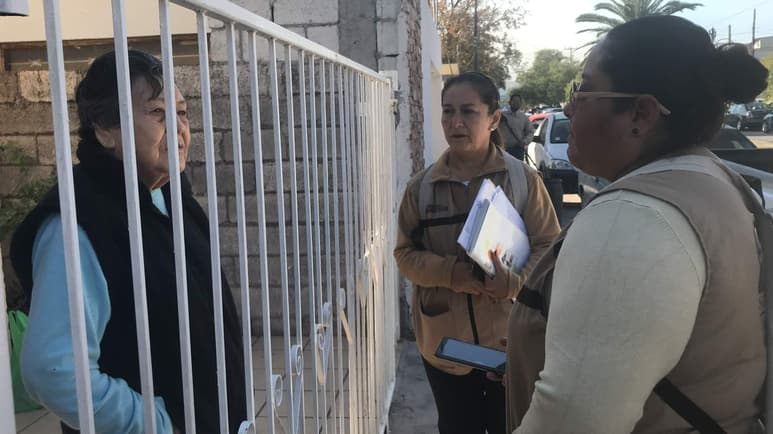 Servidores de la Nación no encuestan en formatos de papel, no entregan hojas para pedir que las lleven los beneficiarios y no piden documentos, encuestan sobre una aplicación de celular.