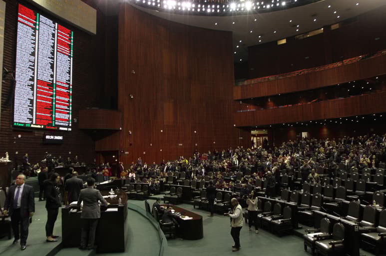A través de una posición oficial del documento avalado la madrugada del pasado lunes en San Lázaro, se informó que la distribución del gasto público se orientará bajo los principios de austeridad, honestidad y combate a la corrupción. (ARCHIVO)