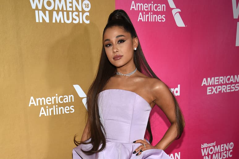 Reflexiona. En un documental, Ariana analizó lo ocurrido en Manchester.