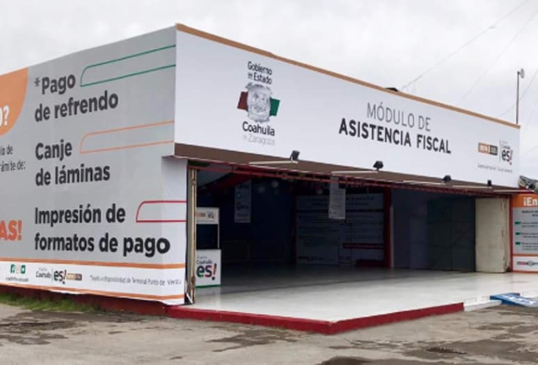 Sin filas. Desde este miércoles 2 de enero se atenderá a los contribuyentes de Derechos Vehiculares en el Mega Módulo de asistencia fiscal que instaló el Gobierno del Estado en la Expo Feria. (TWITTER)
