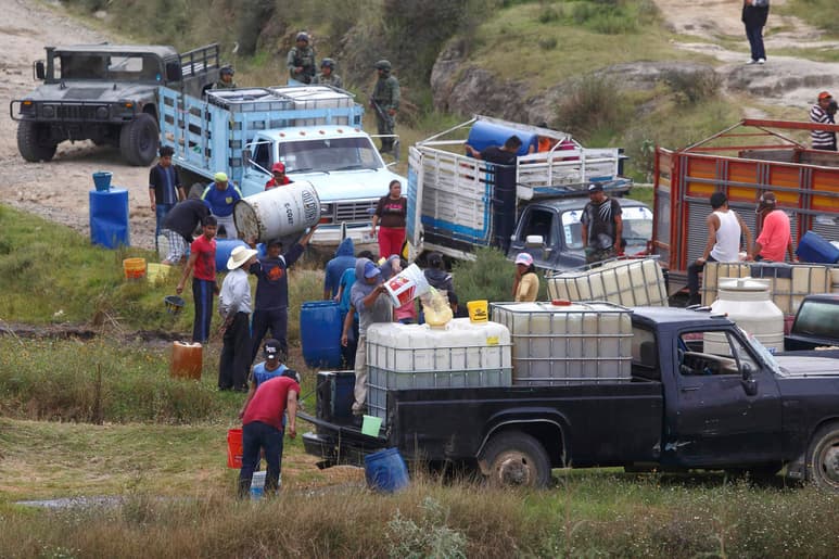 La Segob exhortó al Congreso a tipificar el huachicoleo como delito grave. (ARCHIVO)