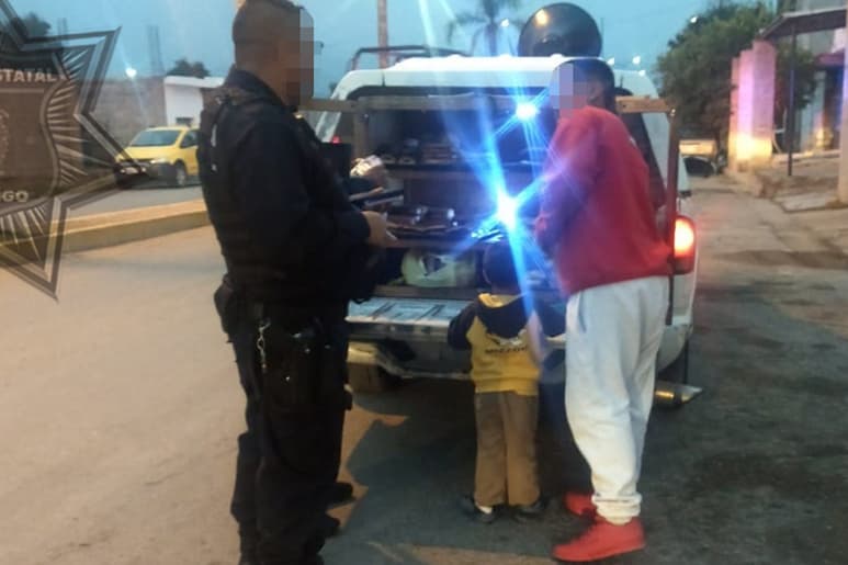Localizado. Elementos estatales recuperan a menor que caminaba solo en la calle. (EL SIGLO DE TORREÓN)