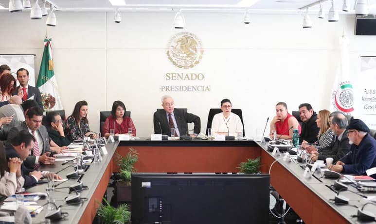 Posiciones encontradas externaron los partidos Acción Nacional (PAN) y el PT en el Senado. (TWITTER)