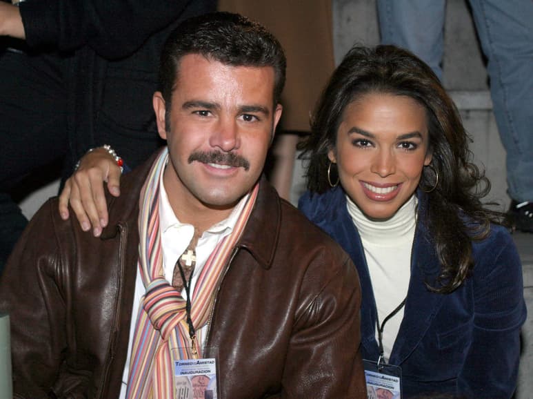 Relación. El matrimonio Capetillo Gaytán es uno de los más sólidos del medio del espectáculo nacional, llevan 25 años de casados.