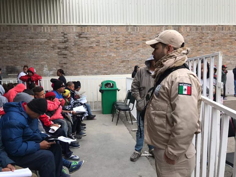 El Instituto Nacional de Migración (INAMI) presentó avances del registro de los integrantes de la Caravana de Migrantes que arribaron el pasado lunes a Piedras Negras. (ESPECIAL)