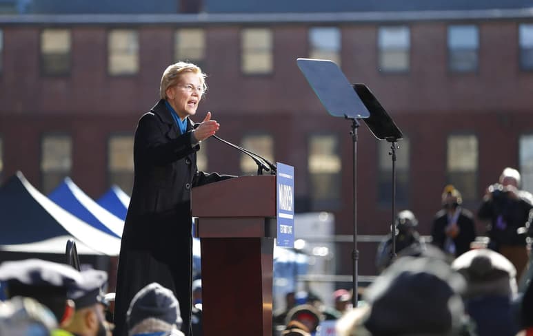 Warren se sumó así a otros senadores de su partido que ya han anunciado su intención de llegar a la Casa Blanca. (EFE)