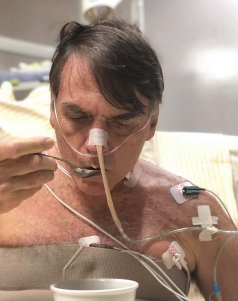 Bolsonaro tomó un desayuno ligero ayer. (TWITTER)
