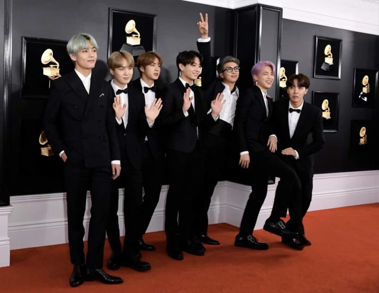 BTS competía en esa categoría contra 'Be the cowboy' de Mitski, 'Masseduction' de St. Vincent, 'Well Kept Thing' de Foxhole y 'The Offering' de The Chairman.
