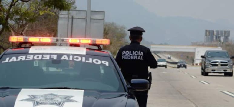 Delitos. El gobernador de Durango declaró que quienes se dedicaban al 'huachicoleo', ahora roban vehículos.