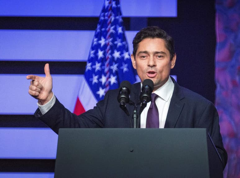Vecchio se encargó de dar el discurso inaugural de la cita, que reúne a expertos, diplomáticos y empresarios de más de 60 países. (ARCHIVO)