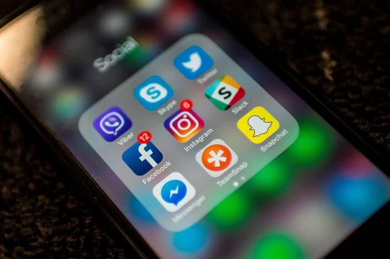 Alerta.- Siguen en redes sociales las publicaciones de mujeres jóvenes que advierten de 'levantones'. (AGENCIAS)