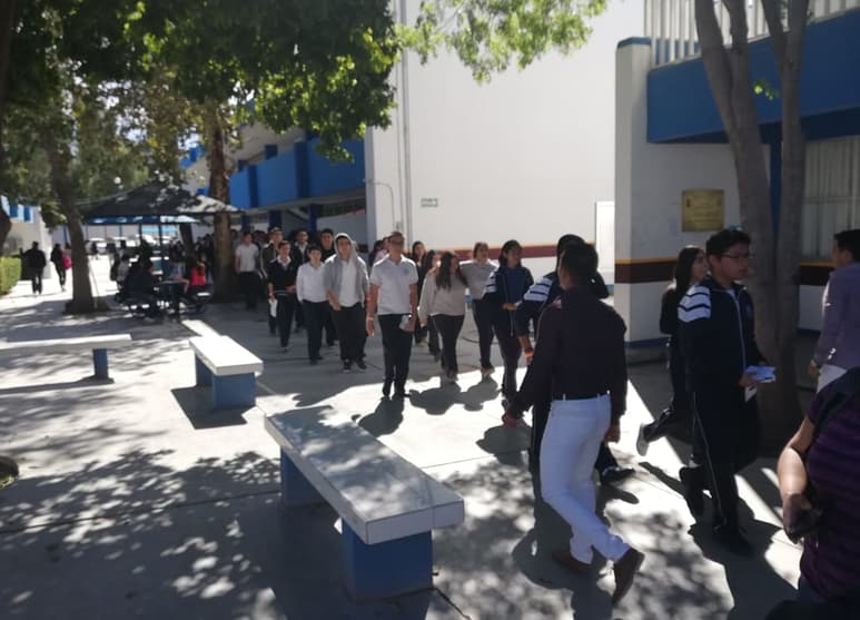 La Facultad de Ciencias de la Salud realizó su evento de puertas abiertas, al que asistieron más de 900 jóvenes.