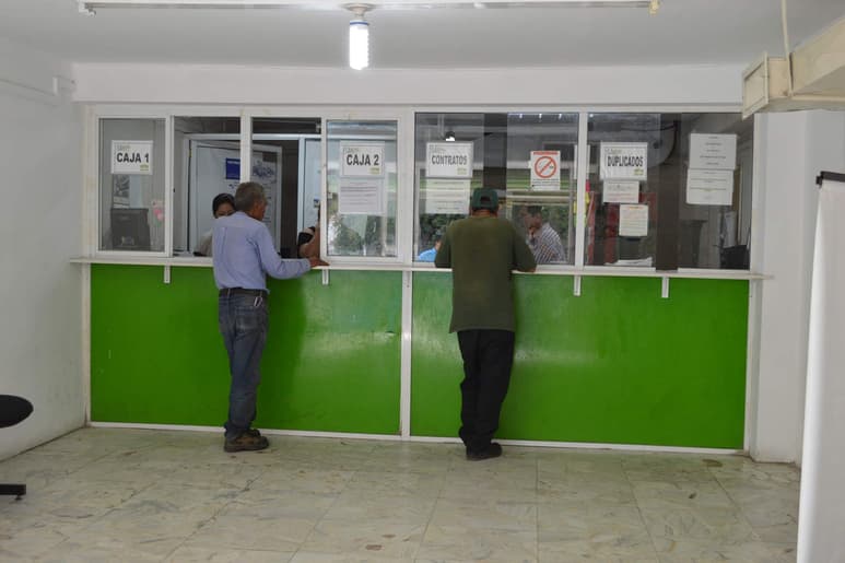 Esperan en unos días poder realizar un pago a la Comisión Federal de Electricidad para poder cubrir una parte del adeudo que tiene el Sapal con la CFE por la energía que usan las bombas. (EL SIGLO DE TORREÓN)