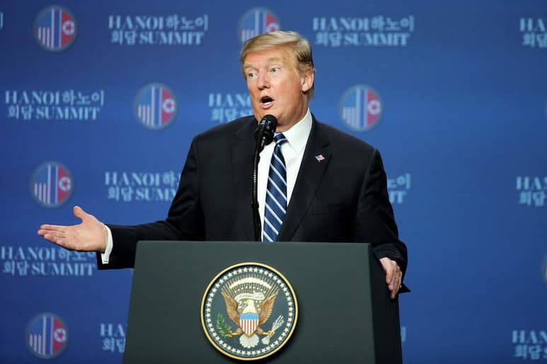 Trump declaró durante una conferencia de prensa este jueves que Cohen “miente mucho” y “creo que es bastante vergonzoso”. (EFE)