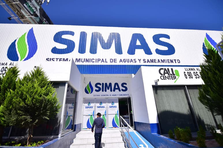Por los cortes de electricidad que ha sufrido el Simas Torreón desde la semana pasada, el Gobierno de Jorge Zermeño amaga con un pleito legal contra la Comisión Federal de Electricidad. (EL SIGLO DE TORREÓN/ERNESTO RAMÍREZ)