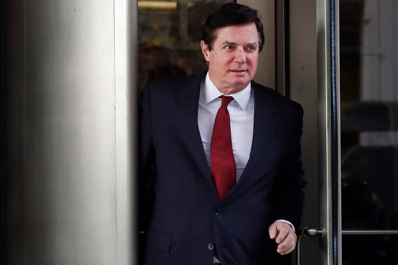 En EUA tuvo en su cartera de clientes a los expresidentes Ronald Reagan y George H. W. Bush, Manafort. (ARCHIVO)