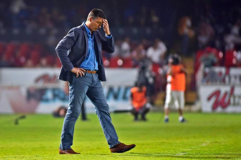 Robert Dante Siboldi está en problemas con los Tiburones Rojos del Veracruz. (Jam Media)