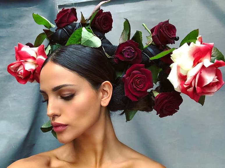 Mexicana. Eiza subió a sus redes la foto que hizo para Vogue. (ESPECIAL)