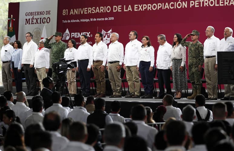 Durante el 81 aniversario de la expropiación de Pemex, la titular de la Secretaría de Energía (Sener) aclaró que la nueva refinería en Dos Bocas ya cumple con los requisitos para comenzar a edificarse, como especificaciones técnicas, la ubicación georreferenciada, entre otros. (NOTIMEX)
