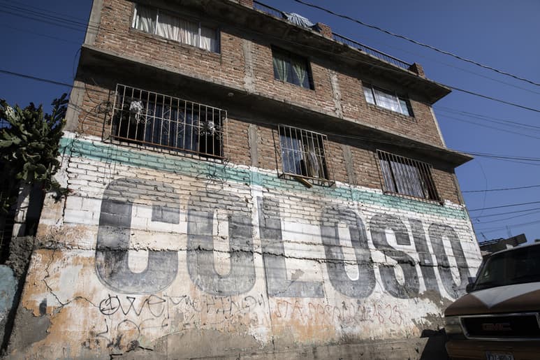 En la colonia Lomas Taurinas, de la ciudad de Tijuana, lugar donde fue asesinado Luis Donaldo Colosio Murrieta, se construyó la Plaza de la Unidad y La Esperanza.