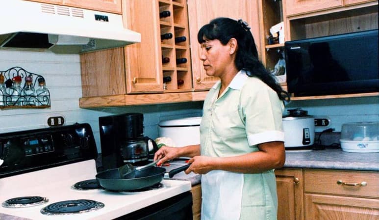 Señala investigadora que las trabajadoras son altamente discriminadas.