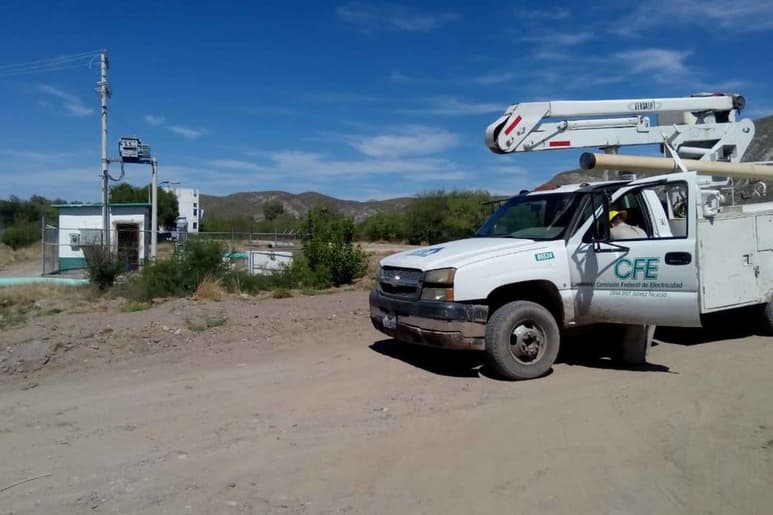 Personal de la CFE cortó el suministro de energía a las bombas de los 7 pozos que surten a Lerdo. (EL SIGLO DE TORREÓN)